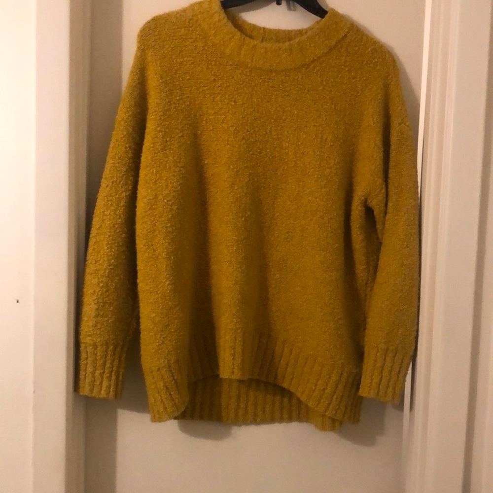 Old Navy Sweater